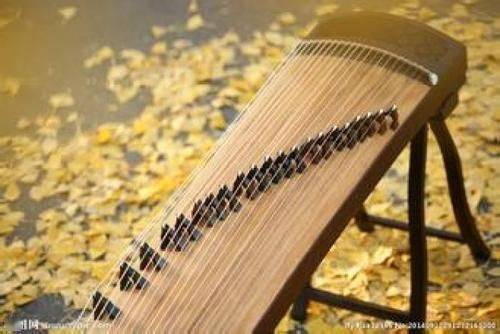 古箏托彈奏方法_古箏的雙托怎么彈_古箏托